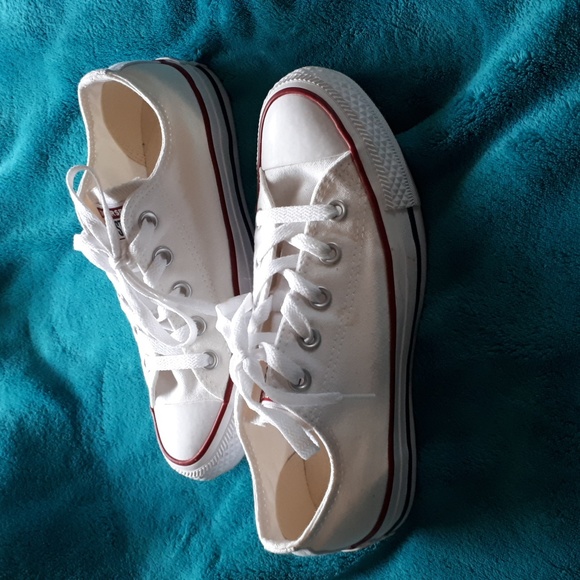 Converse AllStar Lowtops (Unisex) - Picture 2 of 13